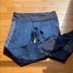 Lululemon Blue Patterned Athletic Leggings